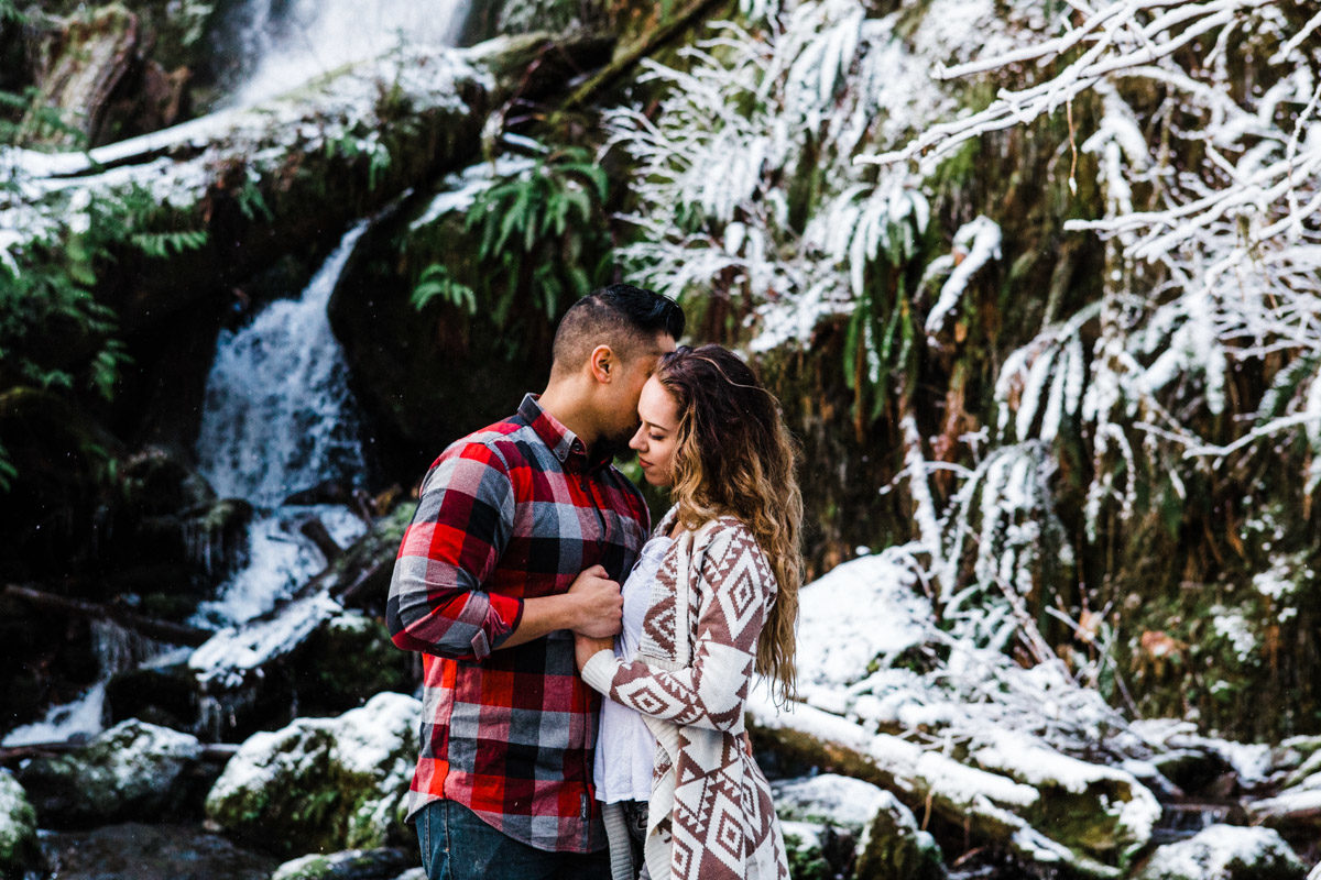 pnw-elopement-photographer