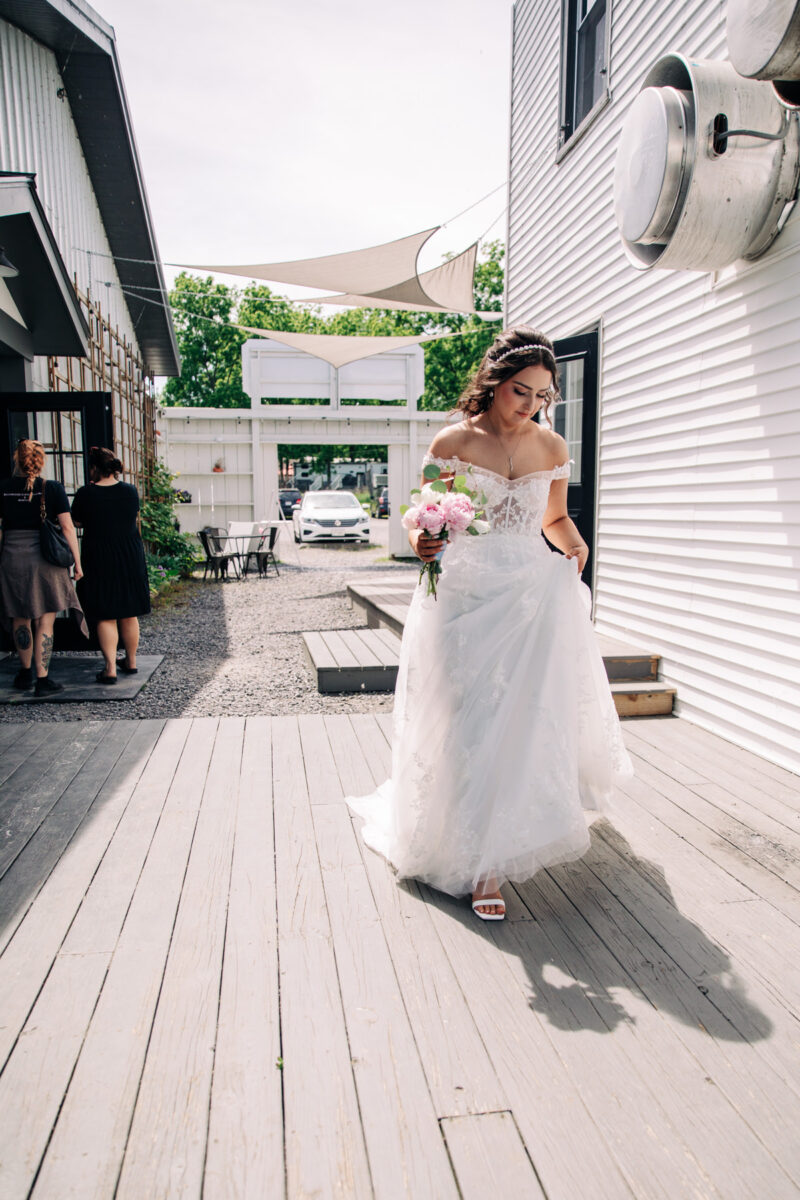 cayuga-shoreline-wedding-photography