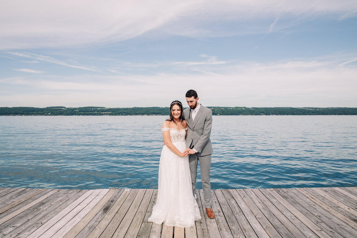 cayuga-shoreline-wedding-photography