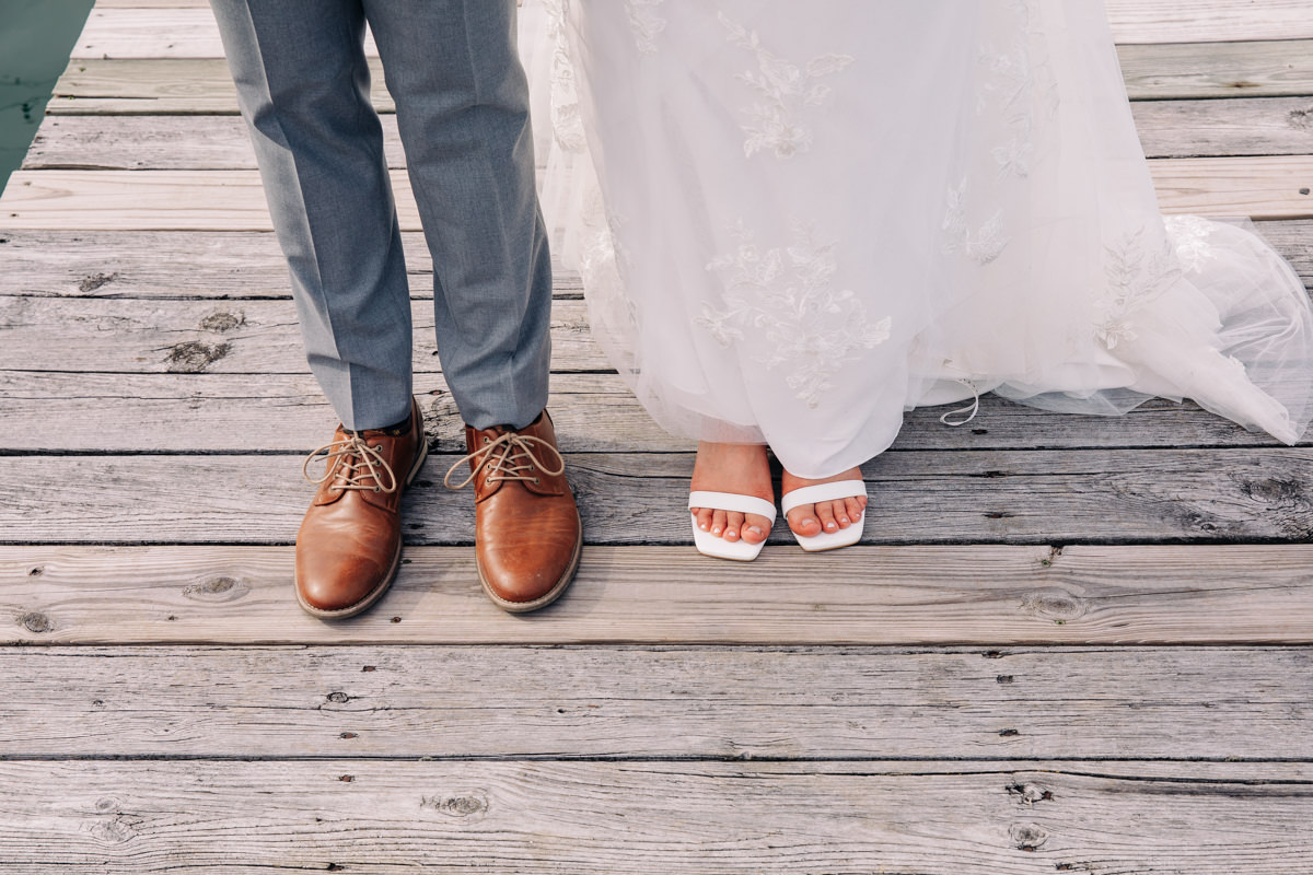 cayuga-shoreline-wedding-photography