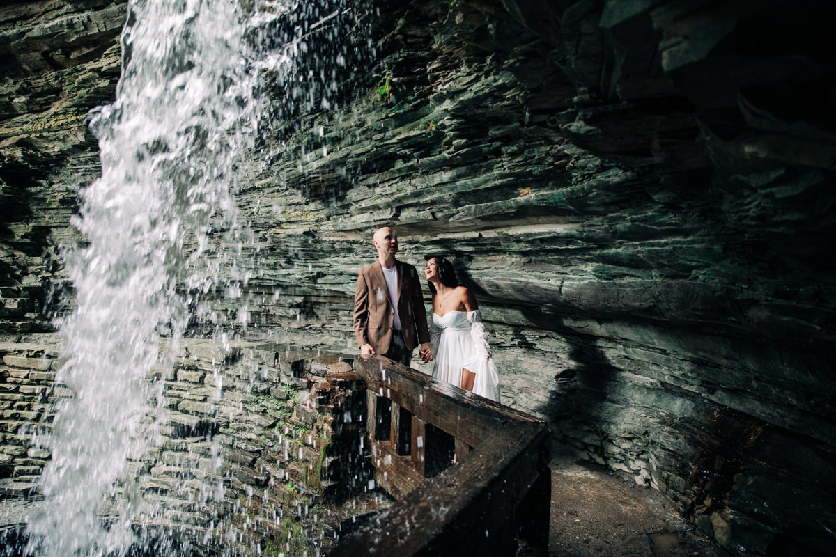 watkins-glen-engagement-session