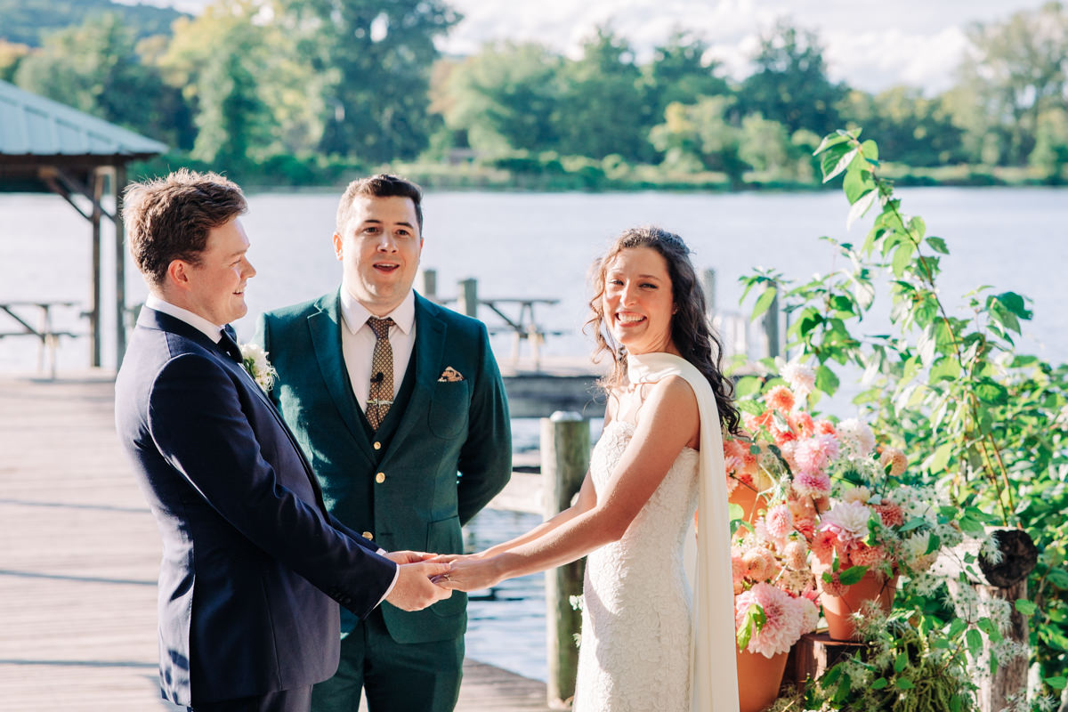 ithaca-farmers-market-wedding-photography