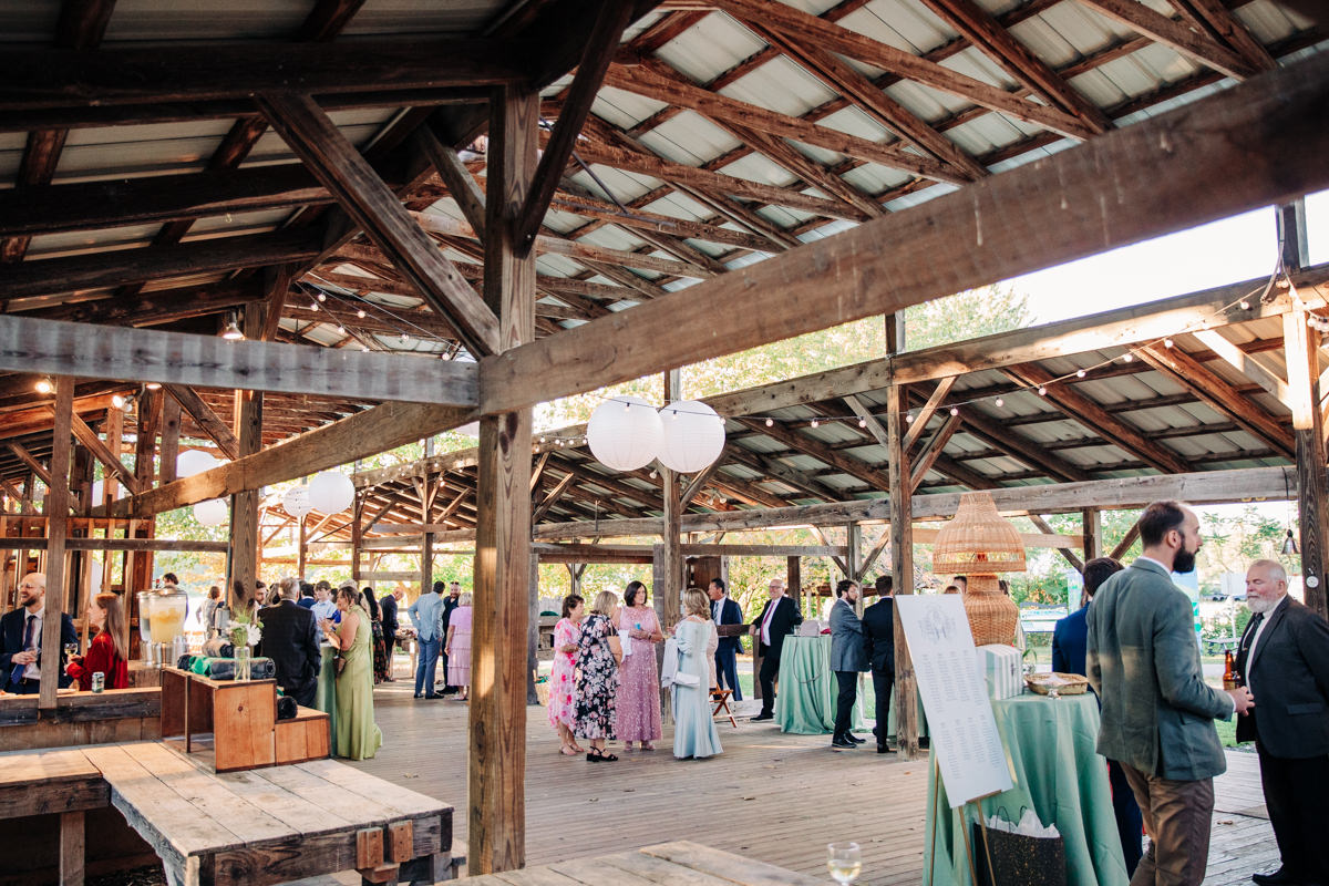 ithaca-farmers-market-wedding-photography