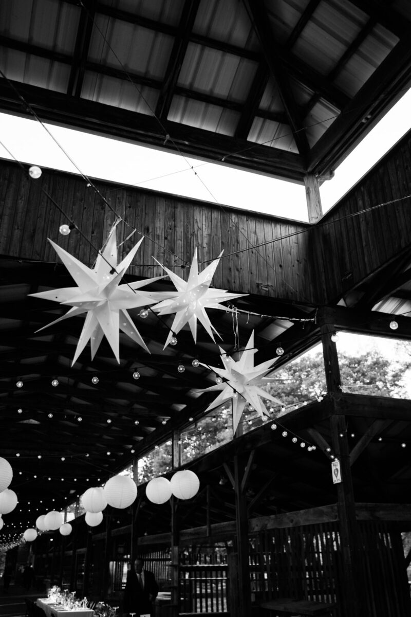 ithaca-farmers-market-wedding-photography