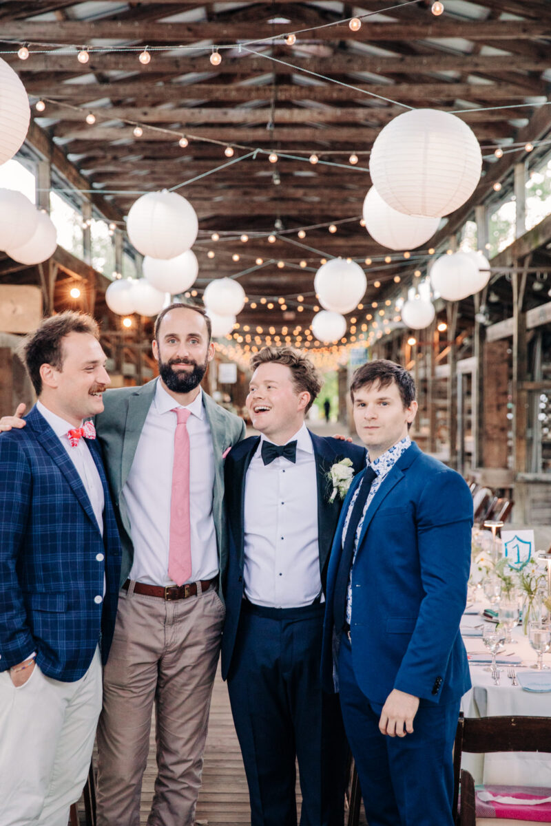 ithaca-farmers-market-wedding-photography