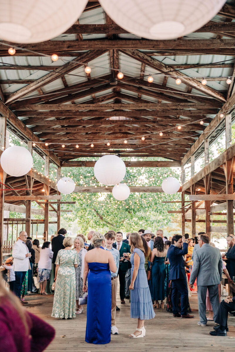 ithaca-farmers-market-wedding-photography