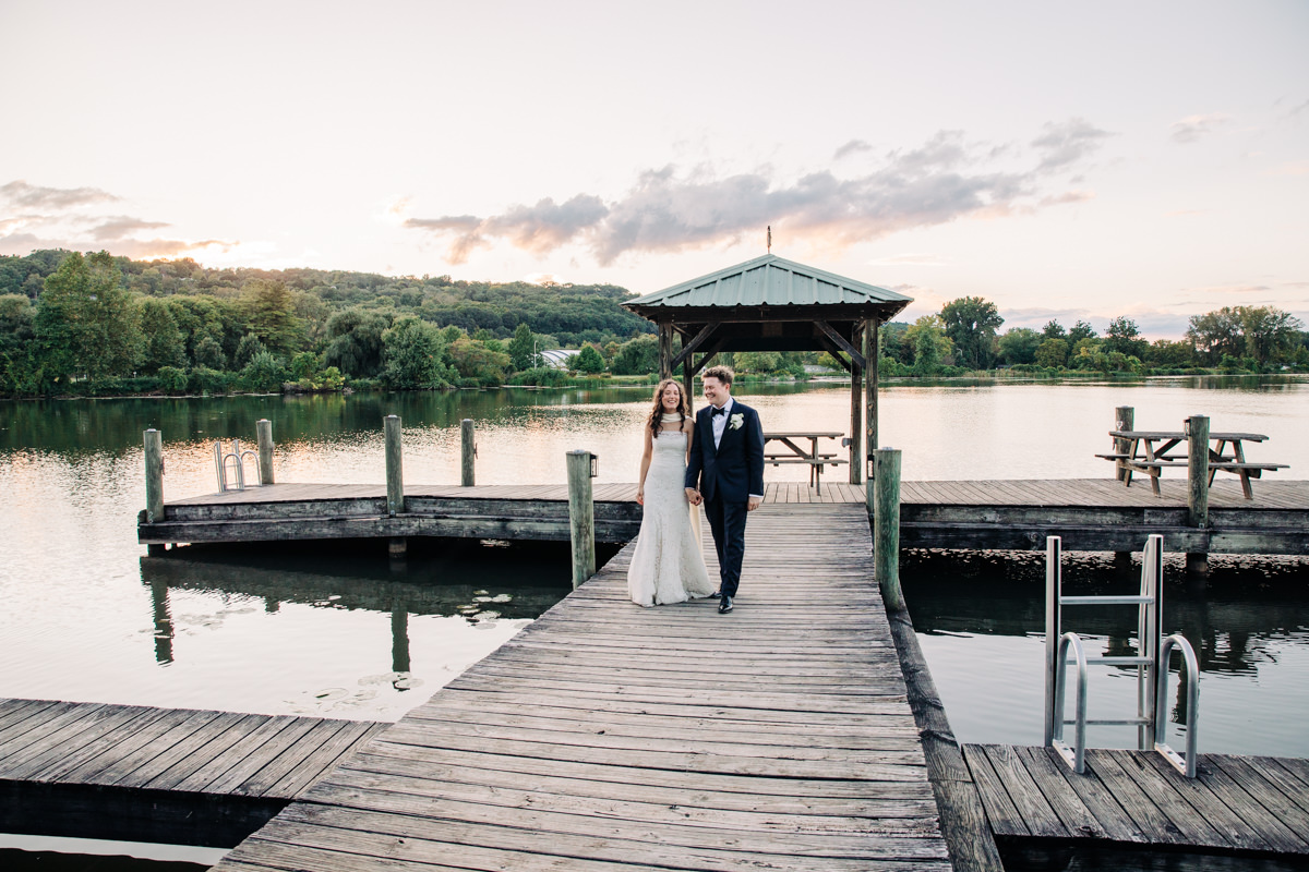 ithaca-farmers-market-wedding-photography