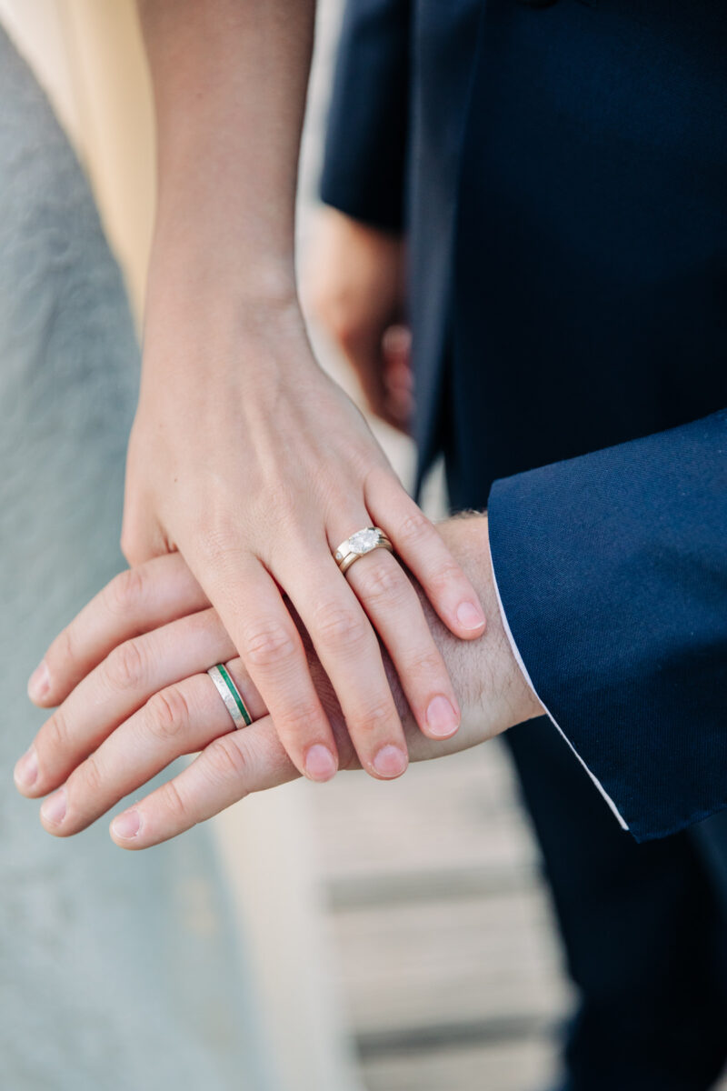 ithaca-farmers-market-wedding-photography