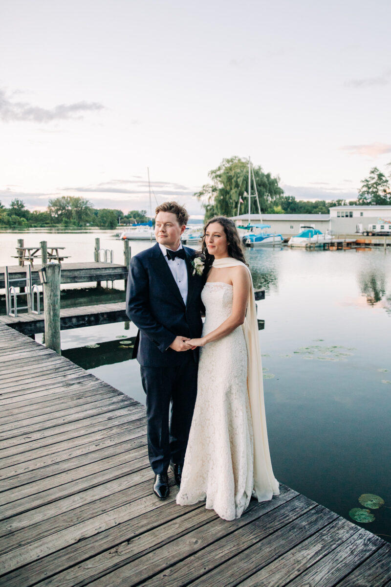 ithaca-farmers-market-wedding-photography