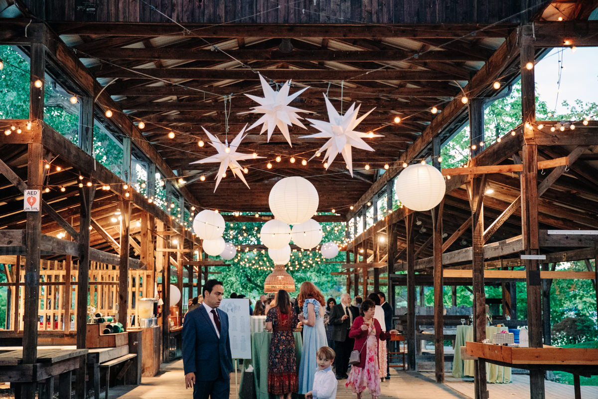 ithaca-farmers-market-wedding-photography