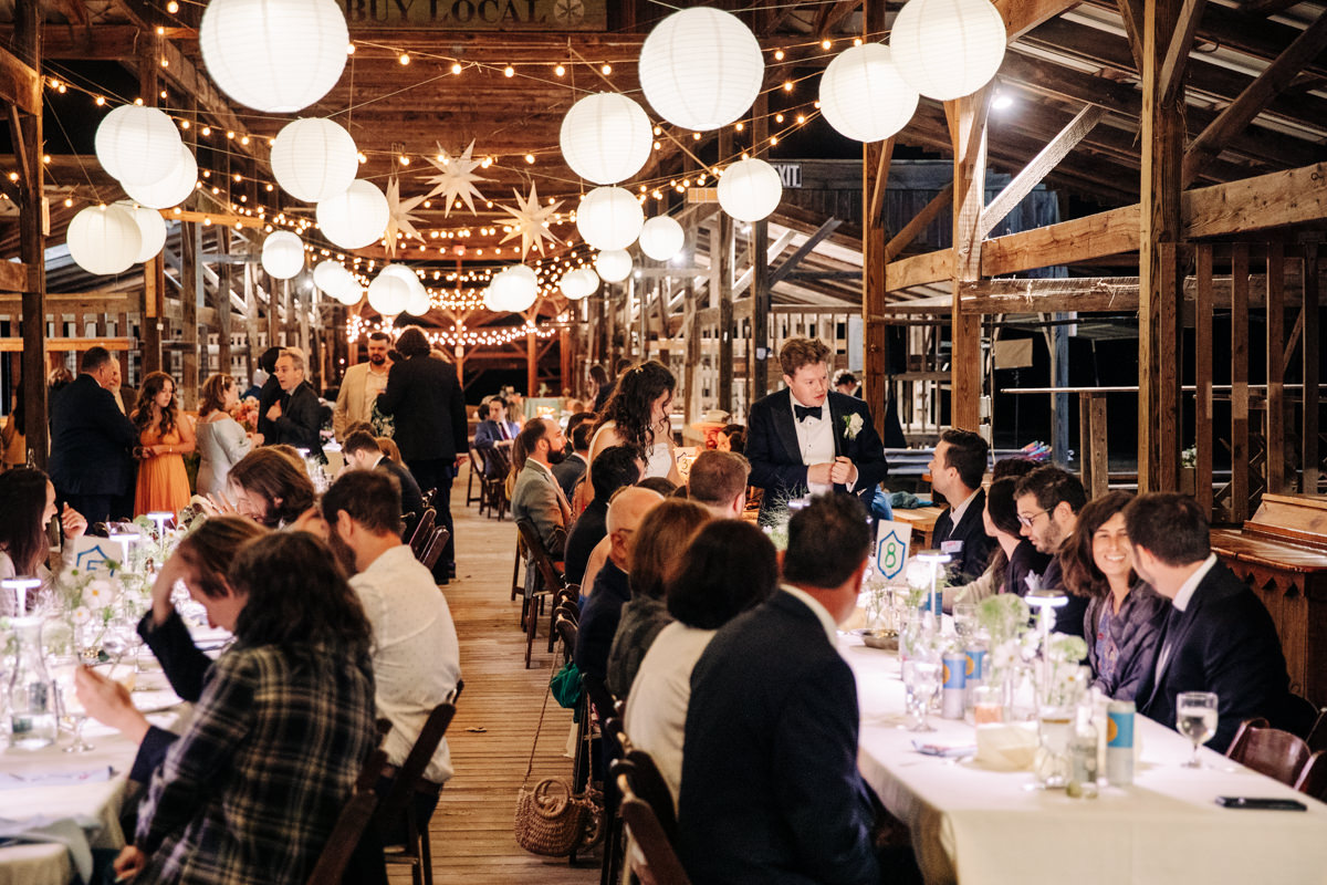 ithaca-farmers-market-wedding-photography