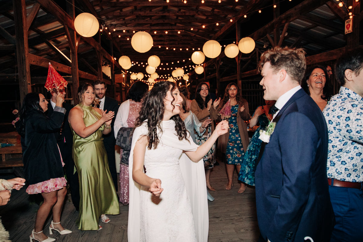 ithaca-farmers-market-wedding-photography