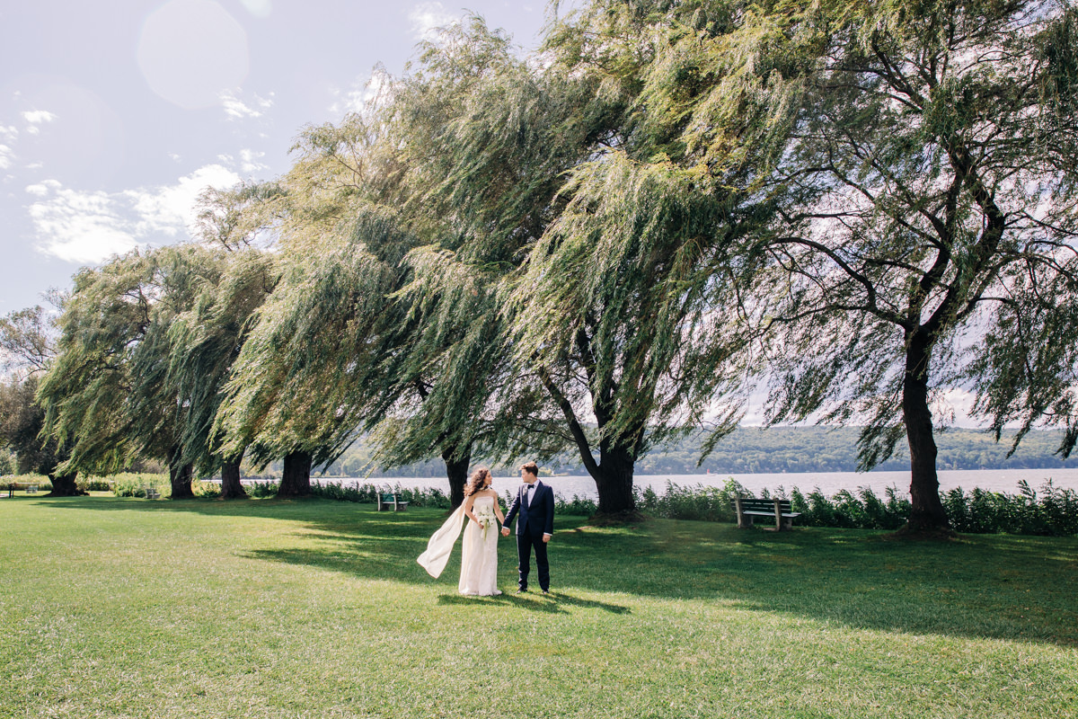 ithaca-farmers-market-wedding-photography