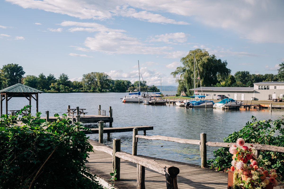 ithaca-farmers-market-wedding-photography