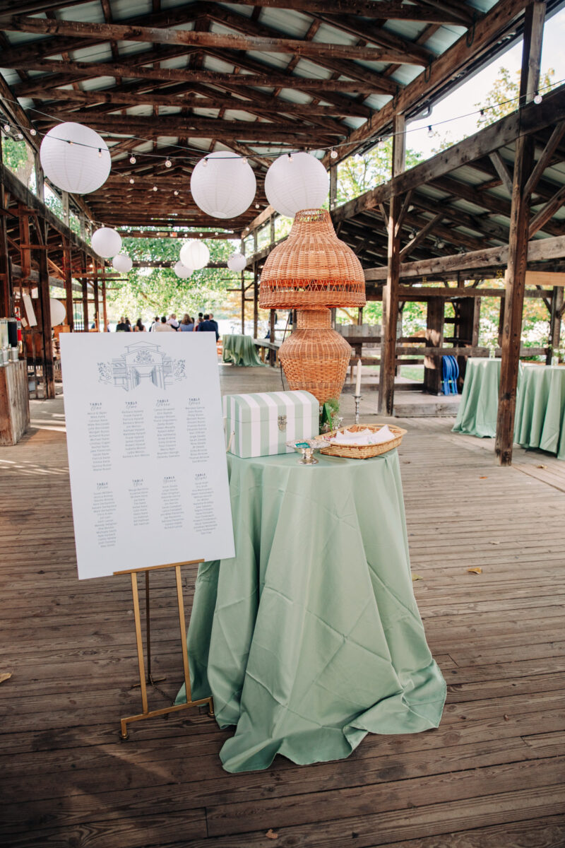 ithaca-farmers-market-wedding-photography