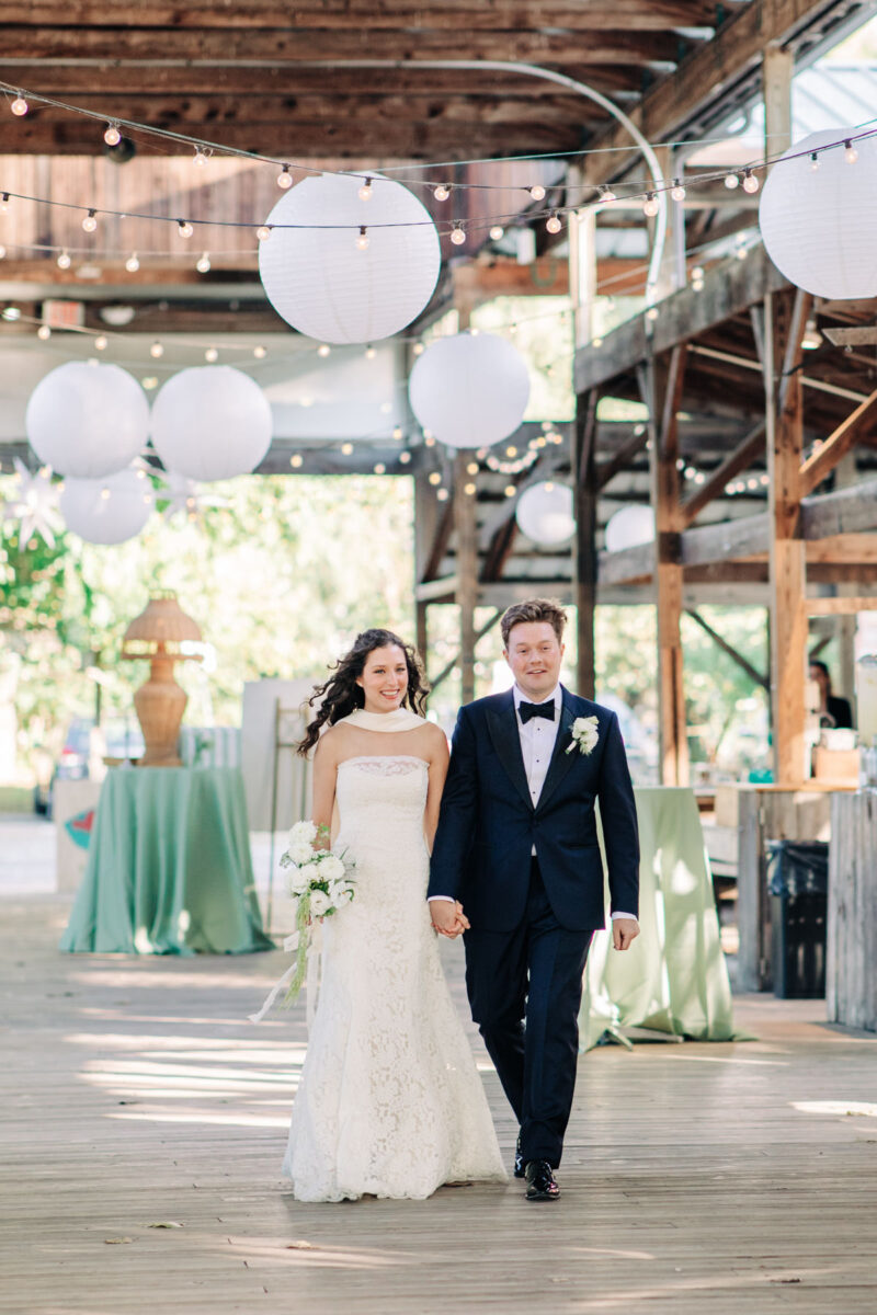 ithaca-farmers-market-wedding-photography