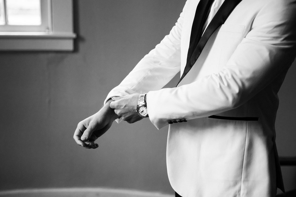 ithaca-ny-photojournalistic-wedding-photography