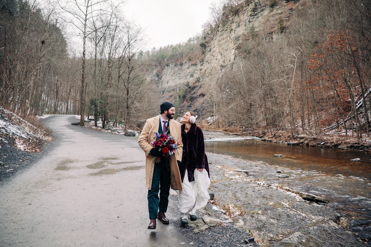 ithaca-ny-photojournalistic-wedding-photography