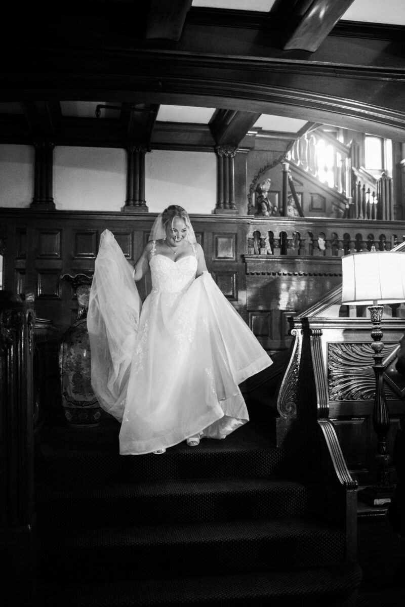 belhurst-castle-finger-lakes-wedding-photographer