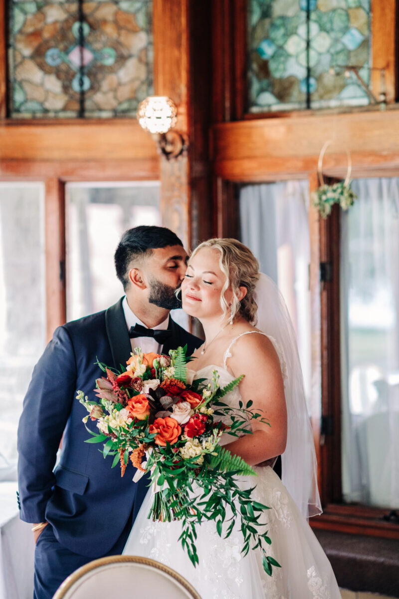 belhurst-castle-finger-lakes-wedding-photographer