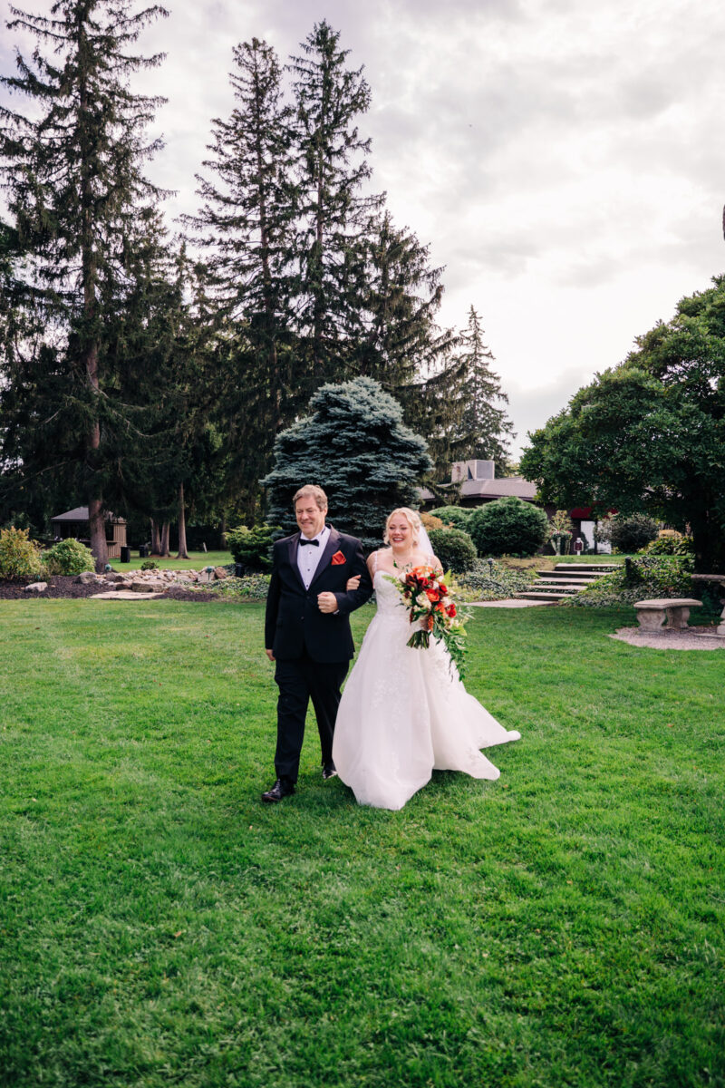 belhurst-castle-finger-lakes-wedding-photographer