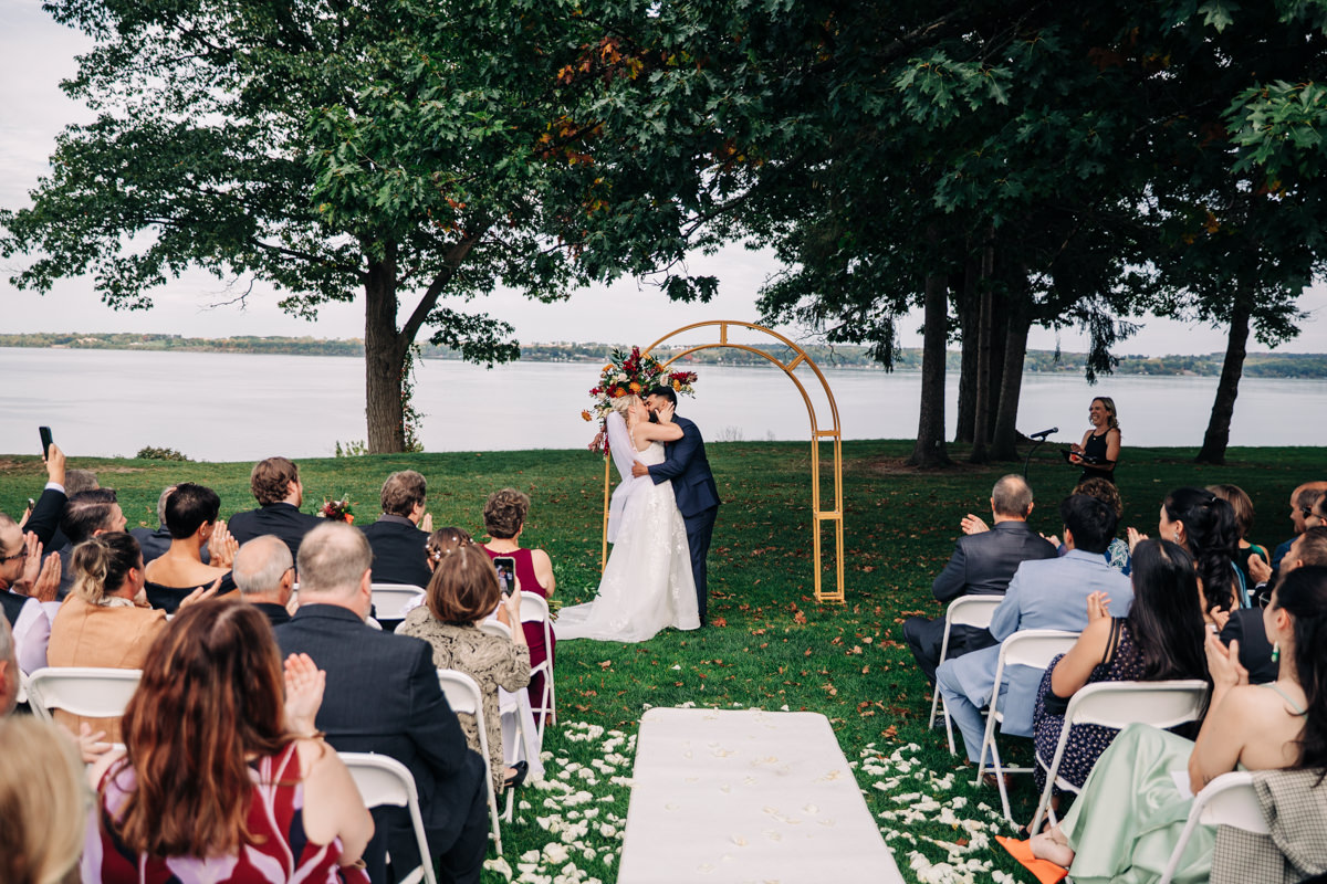 belhurst-castle-finger-lakes-wedding-photographer