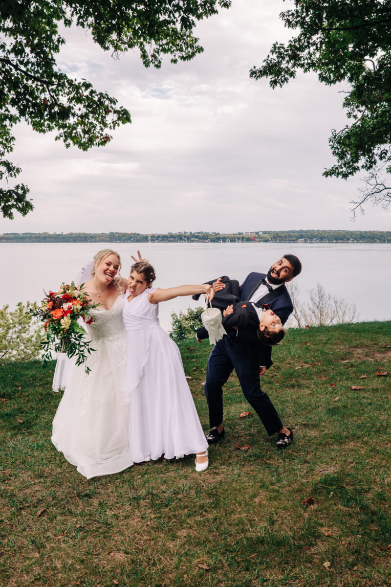 belhurst-castle-finger-lakes-wedding-photographer