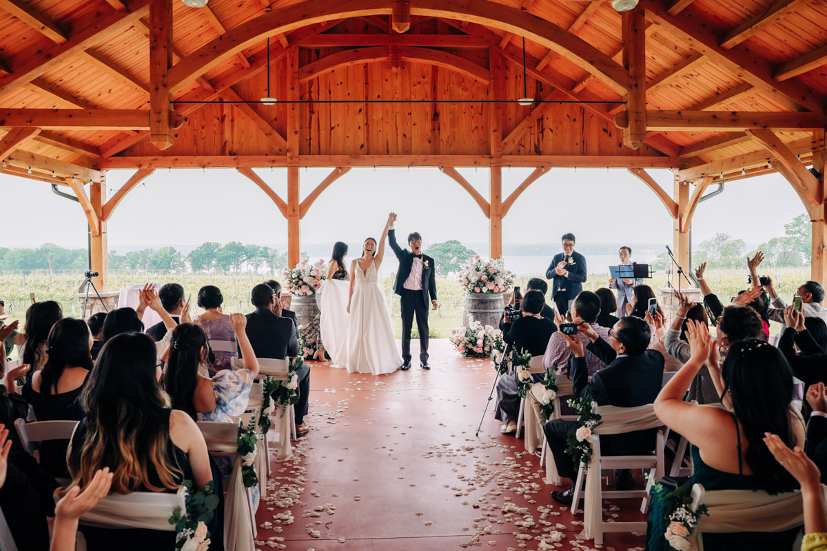 ventosa-vineyards-finger-lakes-wedding-photographer