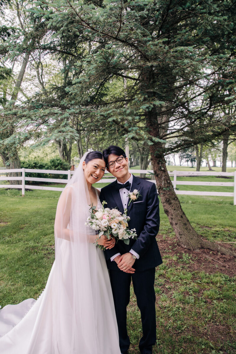 ventosa-vineyards-finger-lakes-wedding-photographer