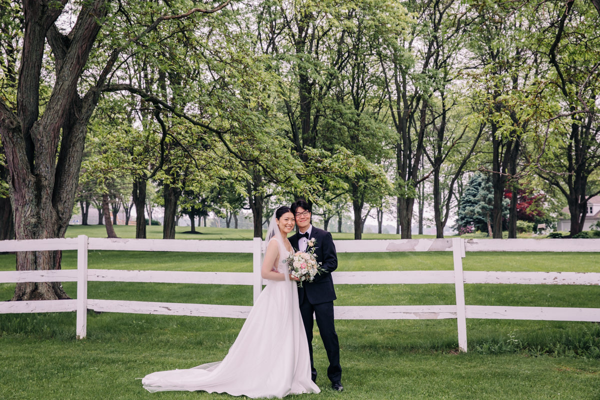 ventosa-vineyards-finger-lakes-wedding-photographer