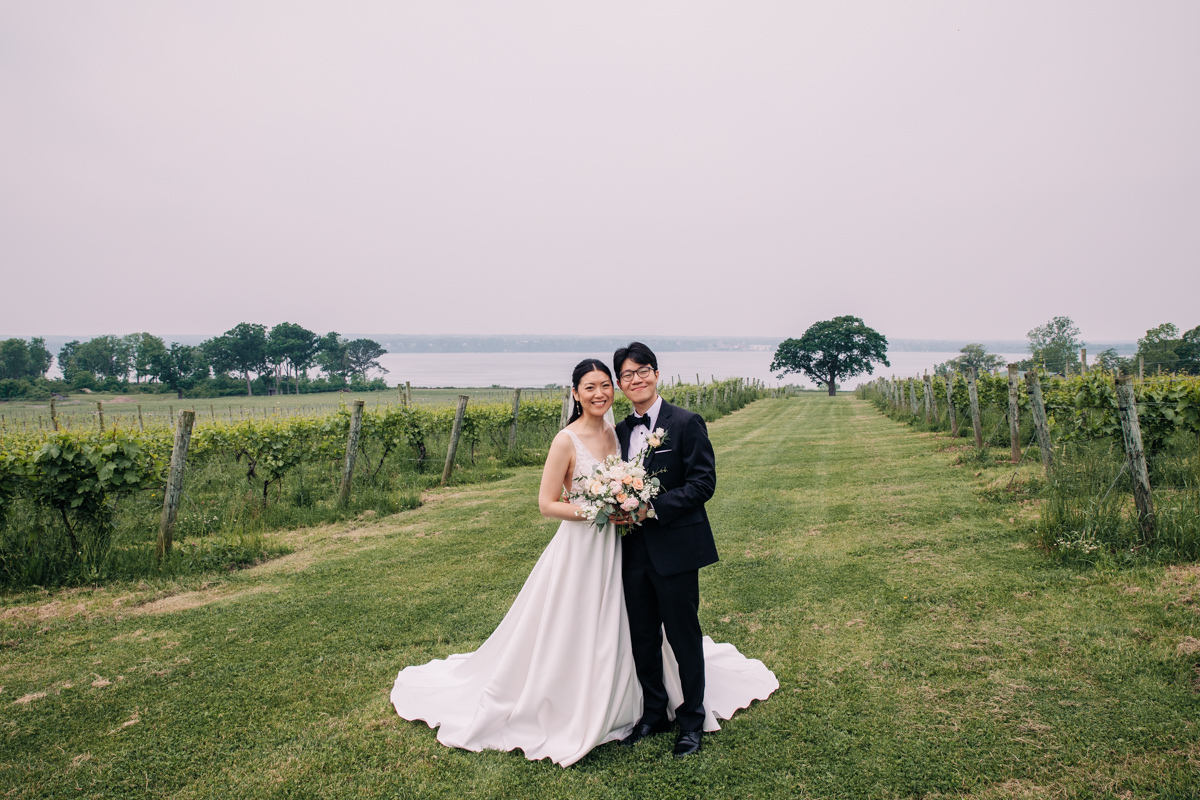 ventosa-vineyards-finger-lakes-wedding-photographer