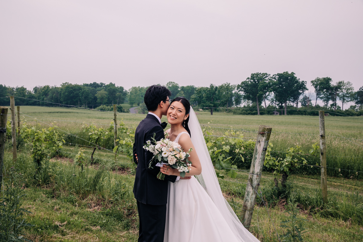 ventosa-vineyards-finger-lakes-wedding-photographer